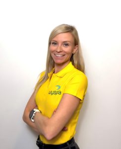 Specjalizuje się w fizjoterapii dziecięcej, posiada tytuł technika masażysty oraz kwalifikacje douli – asystentki rodzącej.